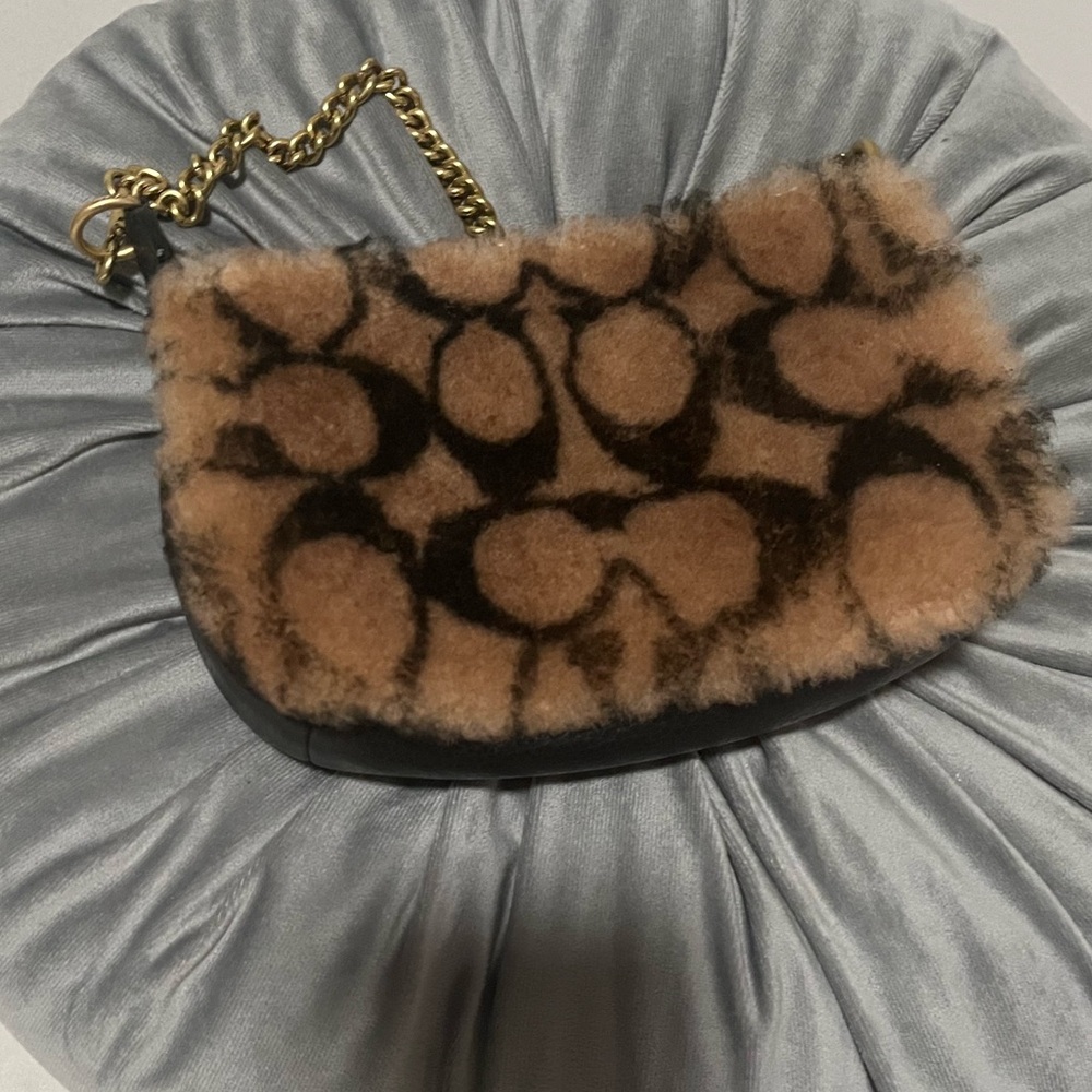 Coach X Jennifer Lopez Brown and Black Shoulder Bag with Elegant Design
